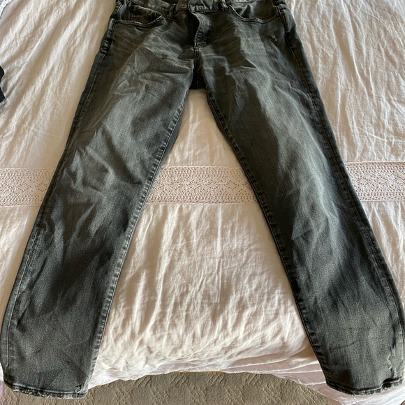 Size 29 dark grey relaxed slim fit Moussy Vintage ankle jeans, barely worn - Picture 3 of 8